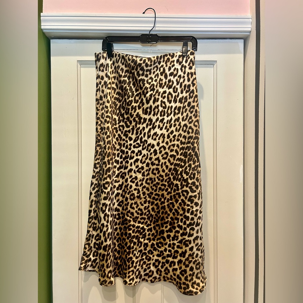 H&M Leopard Print Women's Skirt